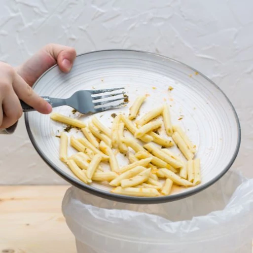 Ne a kukát etesd! Tippek az élelmiszerpazarlás csökkentéséhez