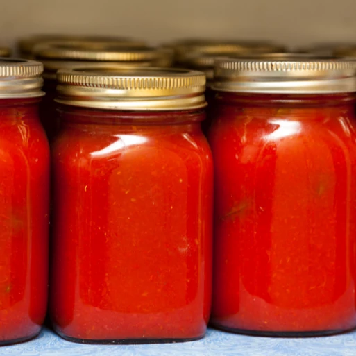 Paradicsomszósz házilag: egyszerű recept tartósítási tippekkel